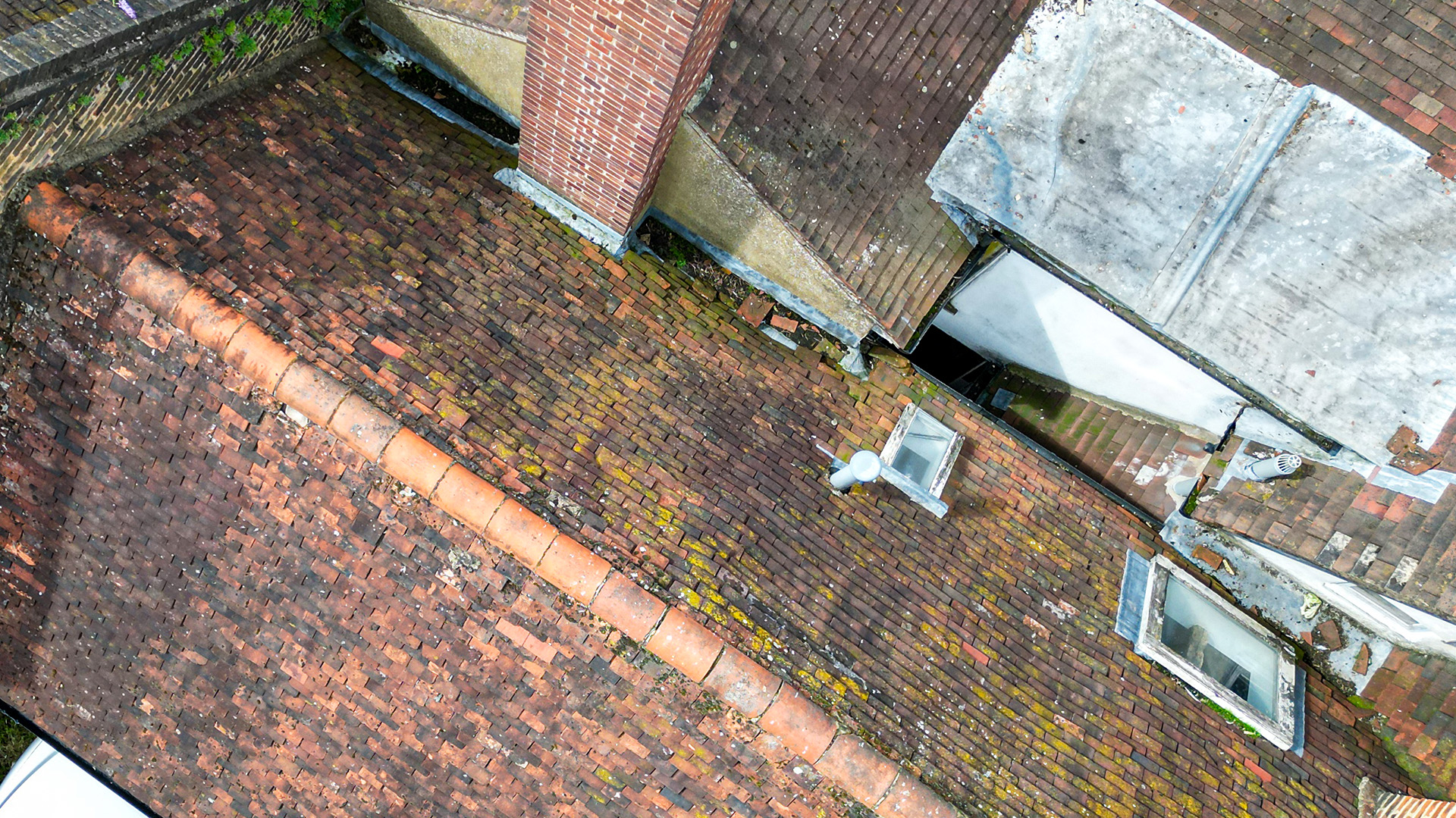 Expert Drone Roof Inspections in Milton Keynes, Buckinghamshire